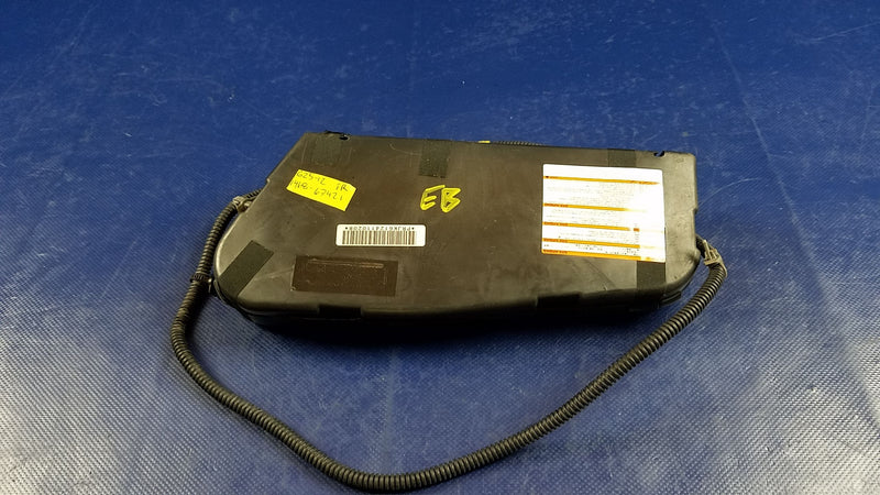 Load image into Gallery viewer, INFINITI G25 G35 G37 SEDAN RIGHT PASSENGER SIDE SEAT AIRBAG AIR BAG # 67421