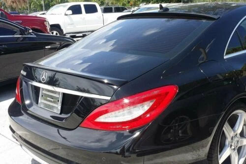 Load image into Gallery viewer, 2011-2017 Mercedes Benz CLS Sedan Wald Style Rear Roof Glass Spoiler