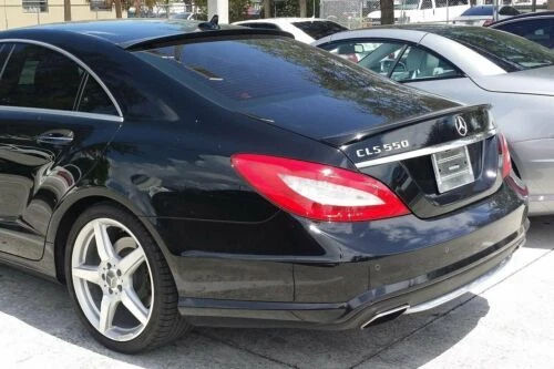 Load image into Gallery viewer, 2011-2017 Mercedes Benz CLS Sedan Wald Style Rear Roof Glass Spoiler
