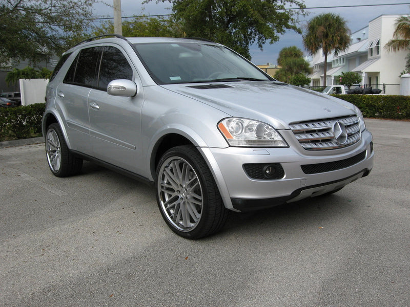 Load image into Gallery viewer, 2006-2010 Mercedes ML AMG Style 8pc Fender Flare Set