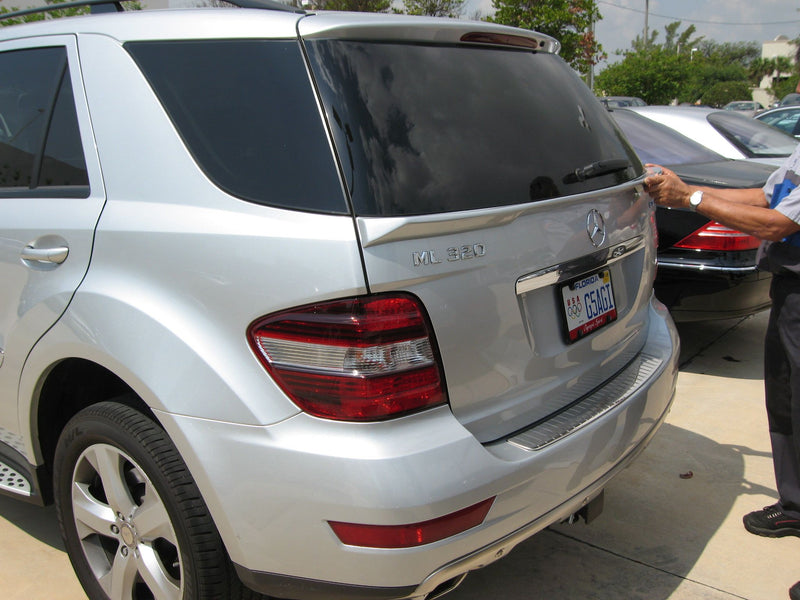 Load image into Gallery viewer, 2006-2010 Mercedes ML Euro Style Rear Hatch Lip Spoiler