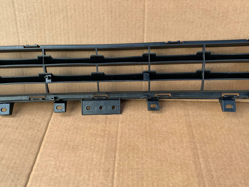 Load image into Gallery viewer, ⭐⭐ FOR 2018 INFINITI Q50 FRONT BUMPER LOWER GRILLE 3.0L ⭐⭐