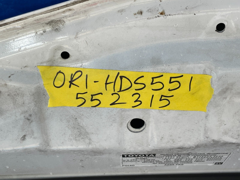 Load image into Gallery viewer, TOYOTA CAMRY FRONT HOOD BONNET COVER ASSEMBLY WHITE (040) 2018-2024 # OR1-HDS551