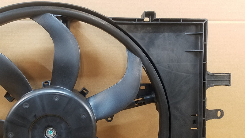 Load image into Gallery viewer, ⭐ FOR 2016-2019 INFINITI Q50 Q60 RADIATOR CONDENSOR COOLING FAN W/ SHROUD 2.0 ⭐