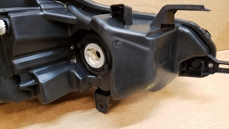 Load image into Gallery viewer, FOR 2019 - 2020 NISSAN ALTIMA LEFT DRIVER SIDE HALOGEN HEADLIGHT HEADLAMP