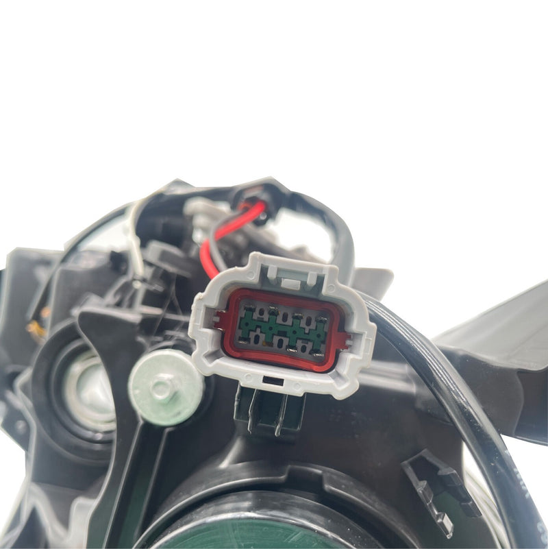 Load image into Gallery viewer, ⭐⭐ FOR 2016 - 2018 NISSAN ALTIMA LEFT DRIVER SIDE HALOGEN HEADLIGHT HEADLAMP ⭐⭐