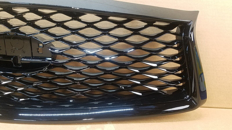 Load image into Gallery viewer, FOR 2018 - 2022 INFINITI Q50 FRONT BUMPER UPPER GRILLE W/O EMBLEM BLACK