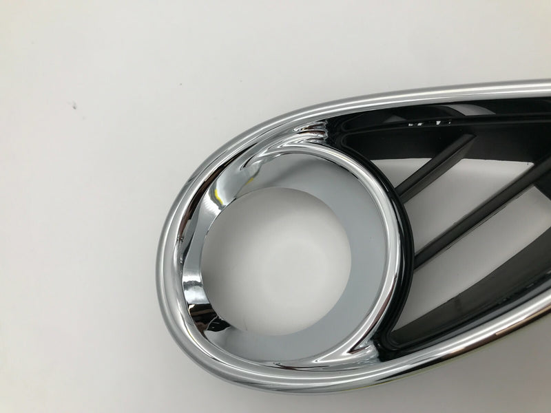 Load image into Gallery viewer, ⭐ FOR INFINITI FX35 QX70 LEFT DRIVER SIDE FOG LIGHT LAMP BEZEL W/ CHROME MOLDING