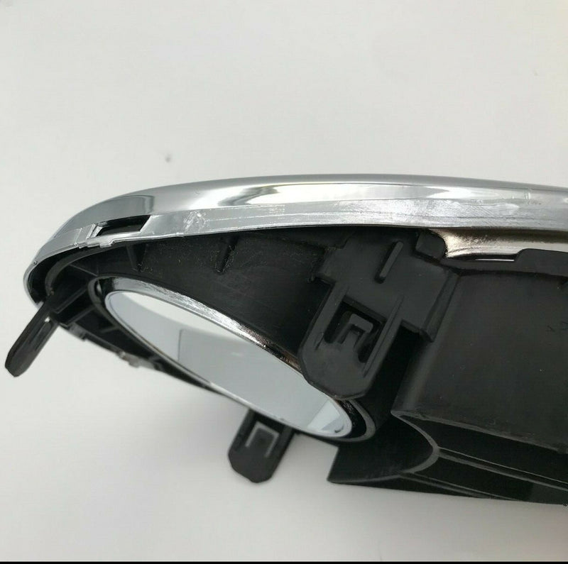 Load image into Gallery viewer, ⭐ FOR INFINITI FX35 QX70 LEFT DRIVER SIDE FOG LIGHT LAMP BEZEL W/ CHROME MOLDING