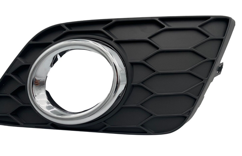 Load image into Gallery viewer, ⭐FOR 2016-2019 NISSAN SENTRA RIGHT PASSENGER SIDE FOG LIGHT LAMP BEZEL W/CHROME⭐