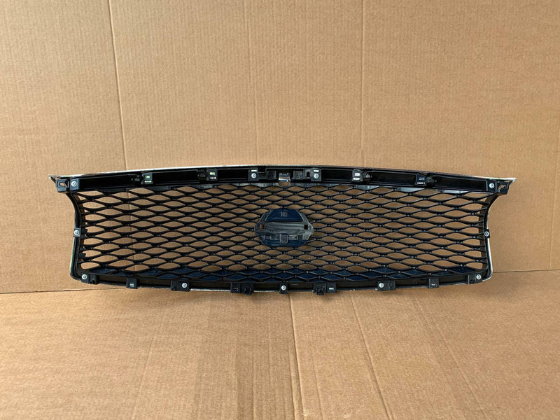 Load image into Gallery viewer, FOR 2015 - 2019 INFINITI Q70 Q70L FRONT BUMPER UPPER GRILLE W/ CAMERA OPTION