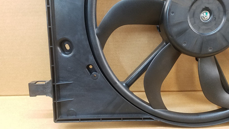 Load image into Gallery viewer, ⭐ FOR 2016-2019 INFINITI Q50 Q60 RADIATOR CONDENSOR COOLING FAN W/ SHROUD 2.0 ⭐