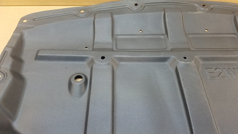 Load image into Gallery viewer, ⭐⭐ FOR INFINITI M37 M56 Q70 RWD UNDER ENGINE COVER SPLASH SHIELD MUD GUARD ⭐⭐