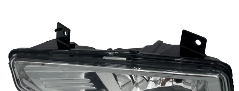 Load image into Gallery viewer, ⭐⭐FOR 2017 - 2023 NISSAN VERSA ROGUE LEFT DRIVER SIDE BUMPER FOG LIGHT LAMP ⭐⭐