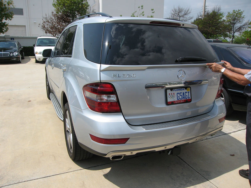 Load image into Gallery viewer, 2006-2010 Mercedes ML Euro Style Rear Hatch Lip Spoiler
