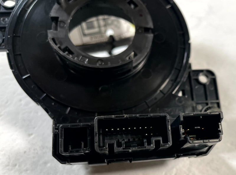 Load image into Gallery viewer, 2023 - 2025 HONDA ACCORD FRONT LEFT STEERING WHEEL COLUMN CLOCK SPRING # 116819