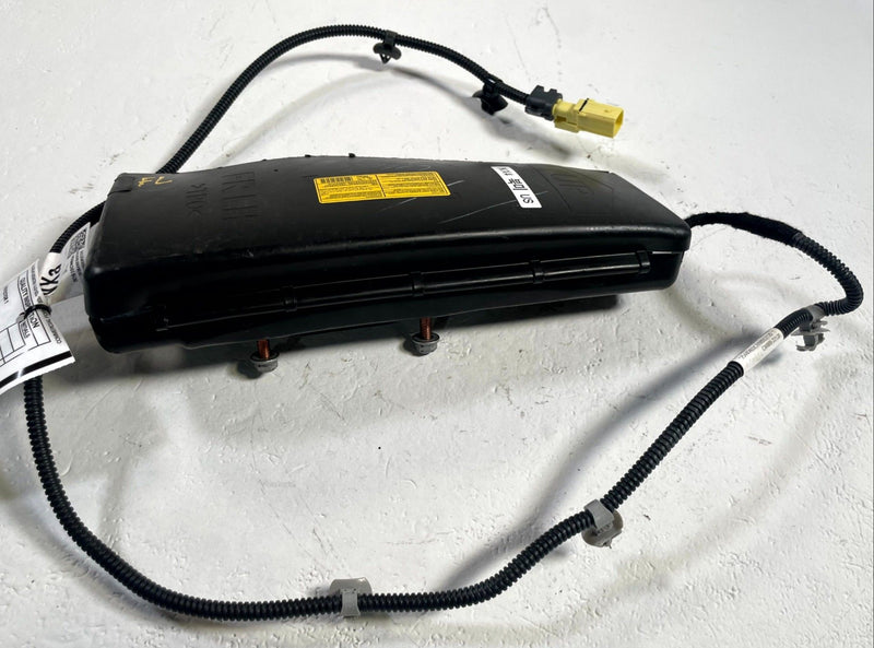 Load image into Gallery viewer, 2022 - 2025 HYUNDAI TUCSON FRONT LEFT DRIVER SIDE SEAT AIRBAG AIR BAG # 115221