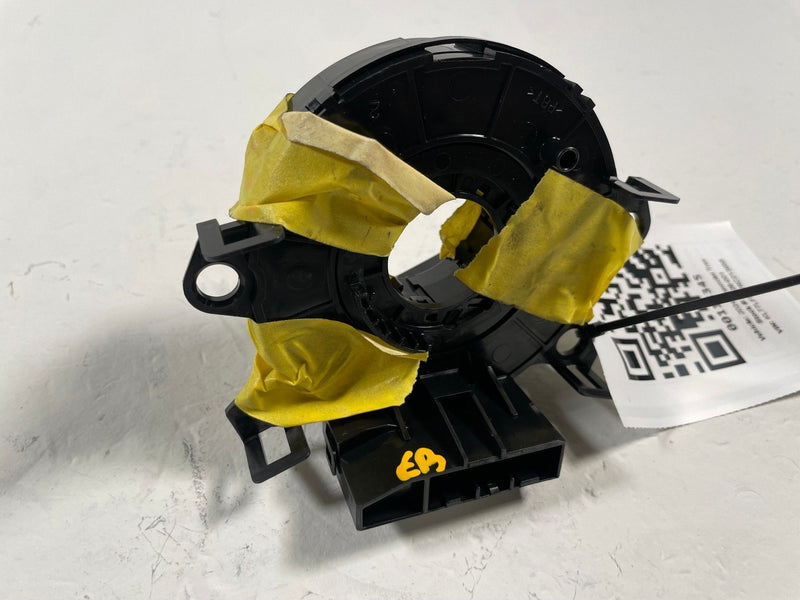 Load image into Gallery viewer, 2024-2026 CHEVROLET TRAX FRONT LEFT SIDE STEERING WHEEL CLOCK SPRING # 115345