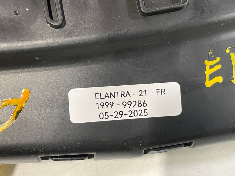 Load image into Gallery viewer, 2021 - 2023 HYUNDAI ELANTRA FRONT RIGHT PASSENGER SIDE SEAT AIR BAG # 99286