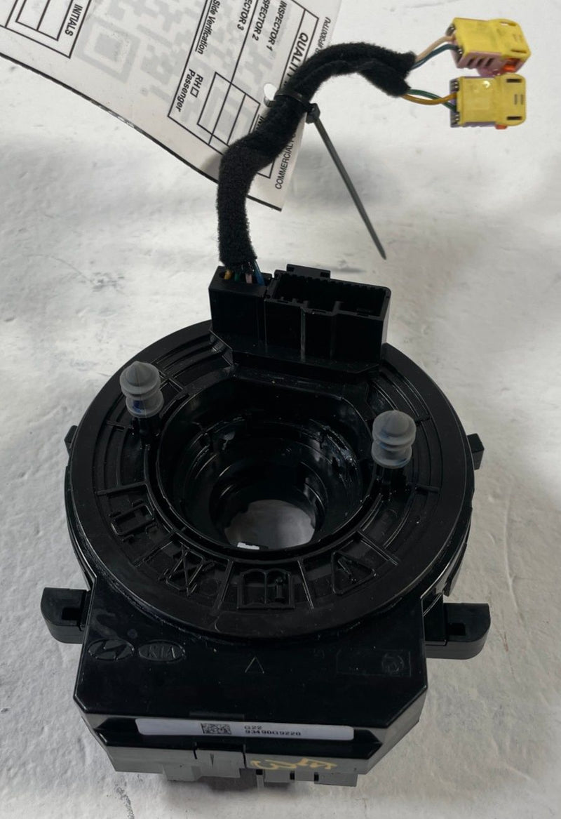 Load image into Gallery viewer, 2022 - 2023 GENESIS G70 STEERING WHEEL COLUMN CLOCK SPRING ASSEMBLY # 109972