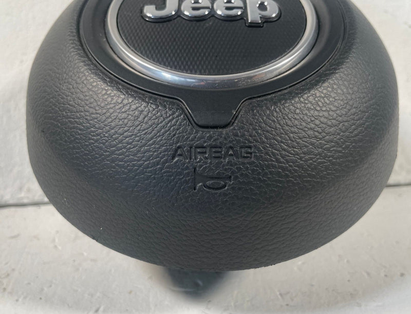 Load image into Gallery viewer, 2020 - 2026 JEEP GLADIATOR FRONT LEFT DRIVER SIDE STEERING WHEEL AIRBAG # 114173