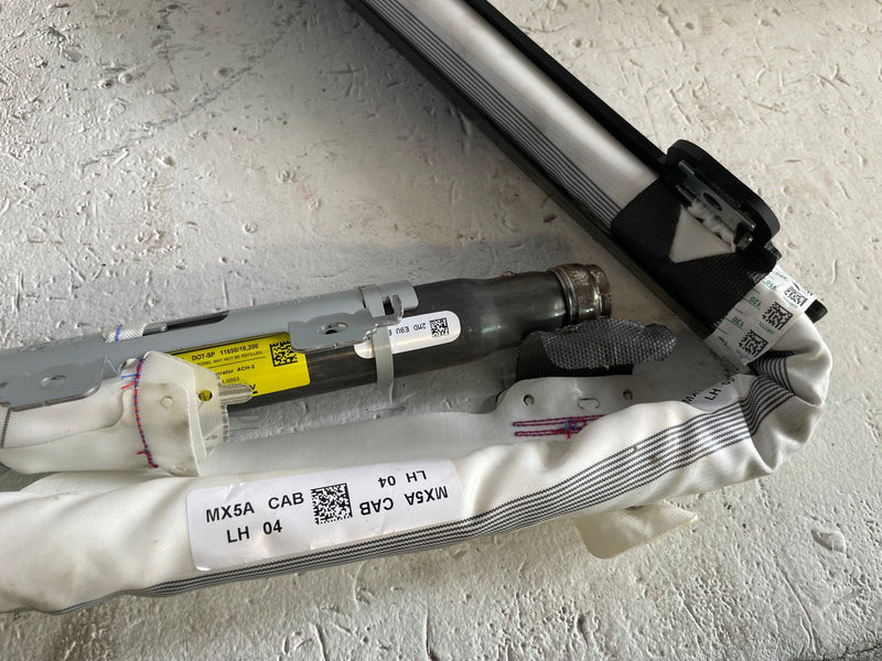 Load image into Gallery viewer, 2024 - 2026 HYUNDAI SANTA FE FRONT LEFT DRIVER SIDE ROOF CURTAIN AIRBAG # 114562