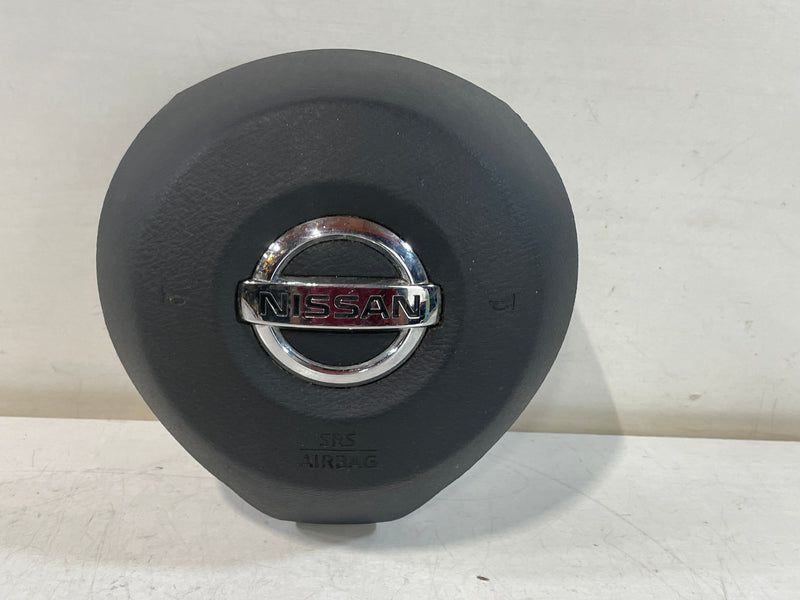 Load image into Gallery viewer, 2017-2019 NISSAN ROGUE SPORT LEFT DRIVER SIDE STEERING WHEEL AIRBAG AIR BAG # 91636
