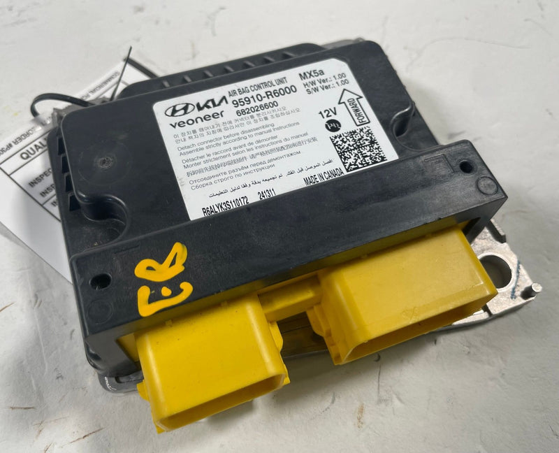 Load image into Gallery viewer, 2024 - 2026 HYUNDAI SANTA FE SRS AIR BAG CONTROL SENSOR MODULE UNIT # 113198
