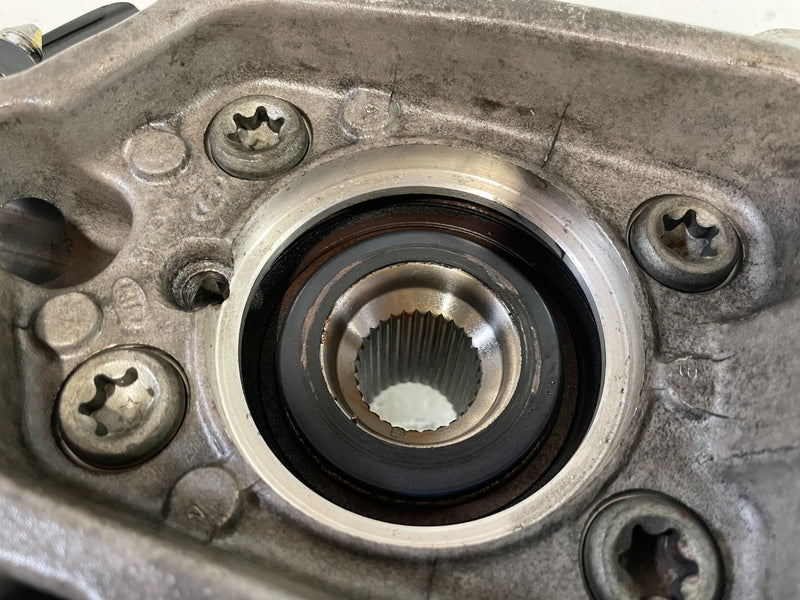 Load image into Gallery viewer, 20-25 HYUNDAI PALISADE AWD FRONT RIGHT SPINDLE KNUCKLE W/ BEARING HUB # 104766