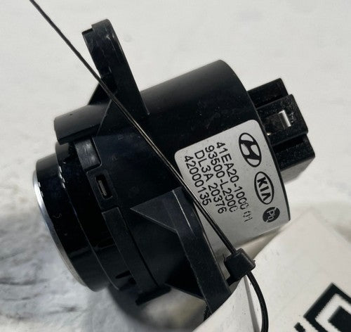 Load image into Gallery viewer, 2021 - 2026 KIA K5 LEFT DASH IGNITION START STOP CONTROL SWITCH BUTTON 110664
