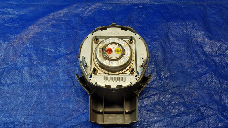 Load image into Gallery viewer, 2003-2005 INFINITI FX35 FX45 LEFT DRIVERS STEERING WHEEL AIRBAG AIR BAG # 36597
