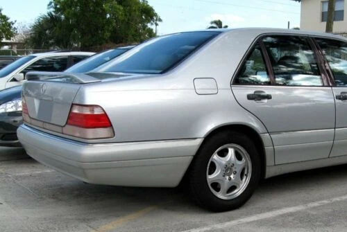 Load image into Gallery viewer, 1992-1998 Mercedes S-Class Sedan L-Style Rear Wing Spoiler
