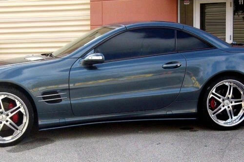 Load image into Gallery viewer, 2002-2011 Mercedes SL Euro Style Side Skirts
