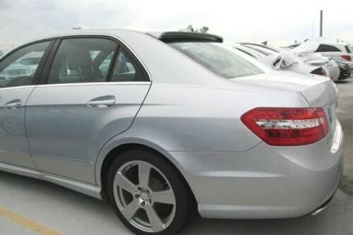 Load image into Gallery viewer, 2010-2016 Mercedes E-Class Sedan Lorinser Style Rear Roof Spoiler
