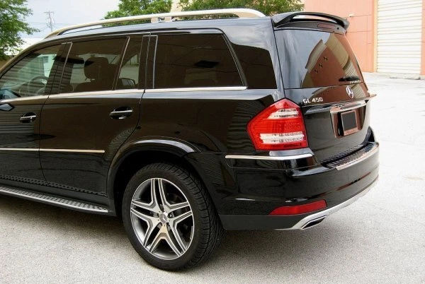Load image into Gallery viewer, 2007-2012 Mercedes GL Euro Style Rear Wing Spoiler
