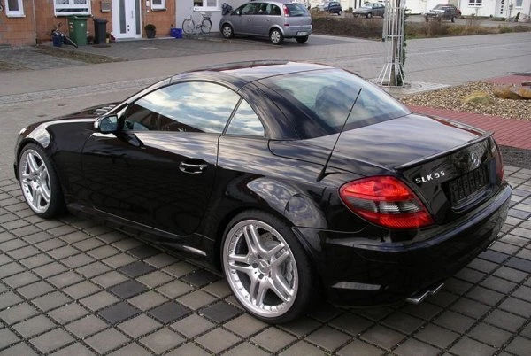 Load image into Gallery viewer, 2005-2011 Mercedes SLK AMG Style Rear Lip Spoiler
