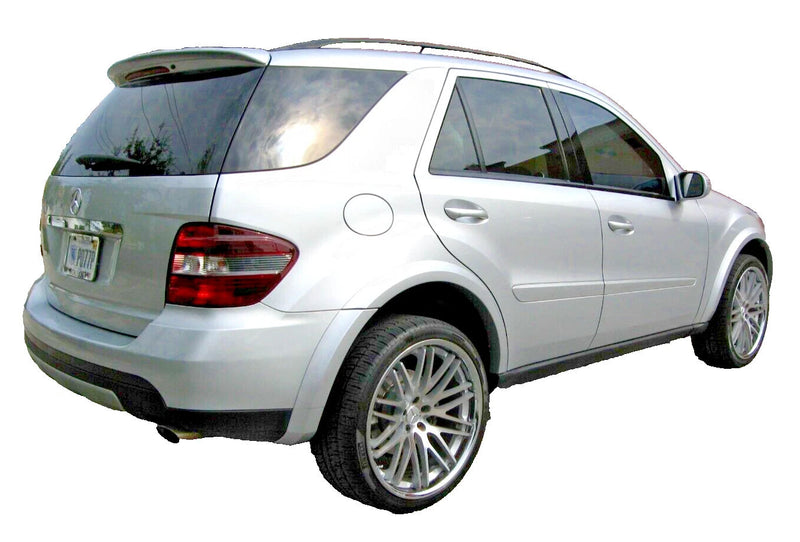 Load image into Gallery viewer, 2006-2010 Mercedes ML AMG Style 8pc Fender Flare Set
