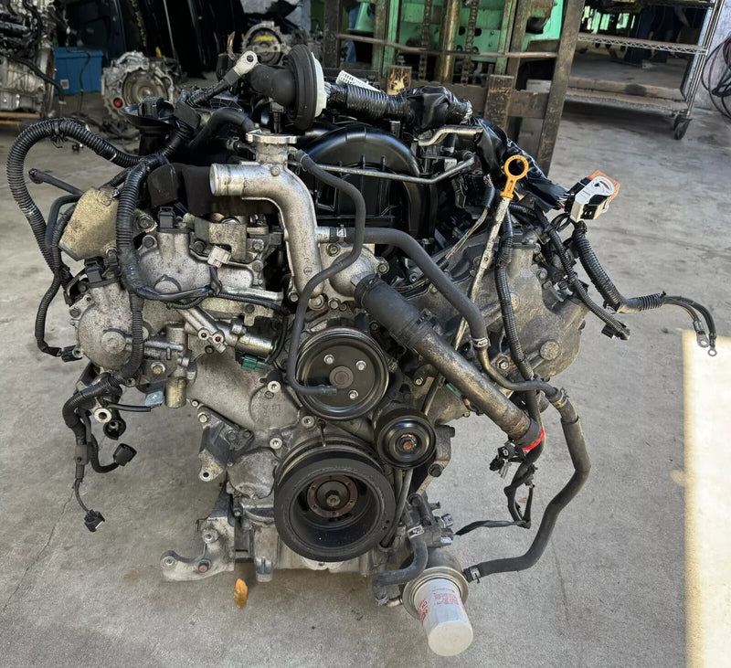 Load image into Gallery viewer, INFINITI M56 Q70 Q70L RWD ENGINE ASSEMBLY AUTO 136K MILES 5.6L 11-19 # NB1-ES347
