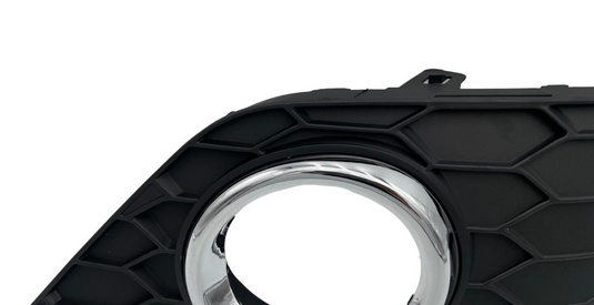 ⭐FOR 2016-2019 NISSAN SENTRA RIGHT PASSENGER SIDE FOG LIGHT LAMP BEZEL W/CHROME⭐