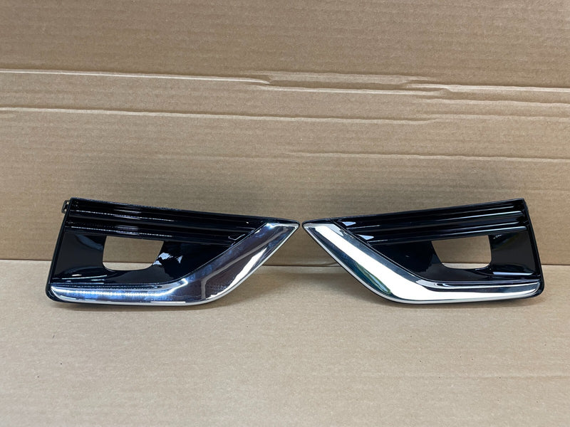 Load image into Gallery viewer, ⭐⭐ FOR INFINITI Q50 LEFT &amp; RIGHT SIDE FOG LIGHT LAMP COVER BEZEL PAIR CHROME ⭐⭐
