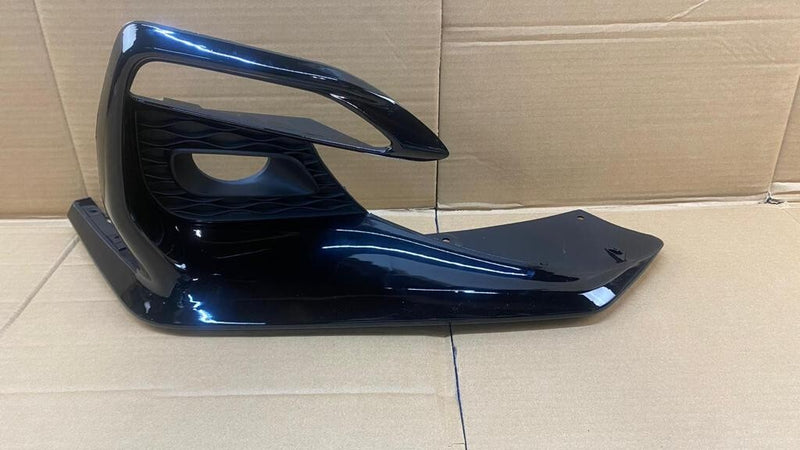 Load image into Gallery viewer, Fog Light Lamp Bezel Cover Trim Right Side For Infiniti Q50 Sport 2018 - 2020
