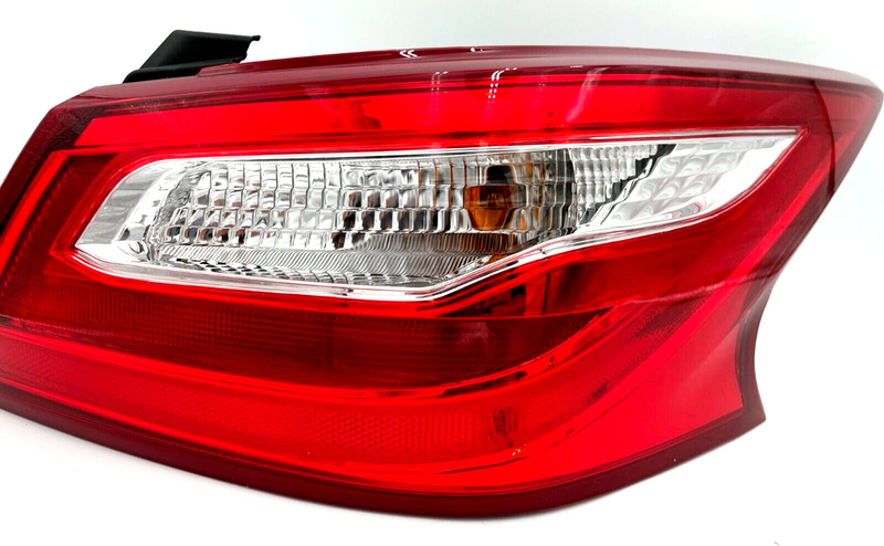 Load image into Gallery viewer, Right Side Tail Light Lamp Quarter Panel Nissan Altima For 2016-2017
