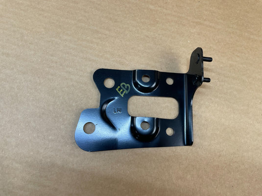 ⭐FOR 14-20 INFINITI Q50 Q60 LEFT & RIGHT SIDE HOOD LATCH LOCK MOUNT BRACKET PAIR