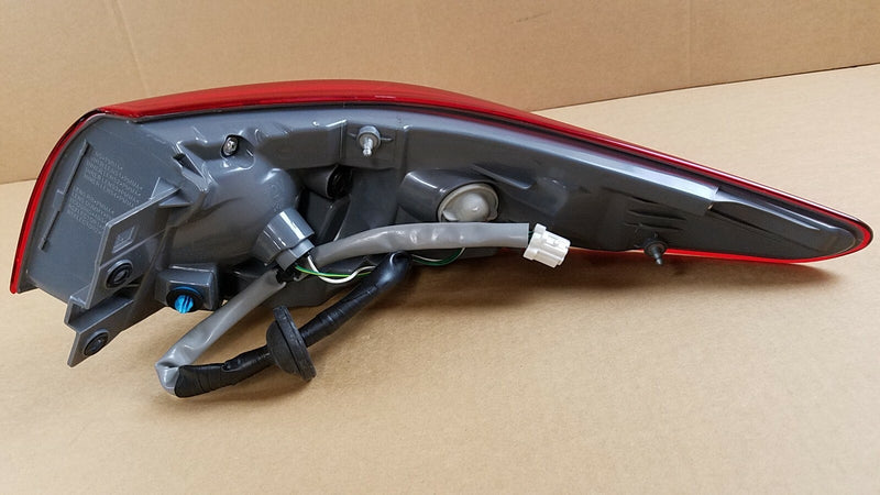 Load image into Gallery viewer, FOR 2014-2017 INFINITI Q50 REAR LEFT DRIVER SIDE OUTER TAIL LIGHT TAILLIGHT LAMP

