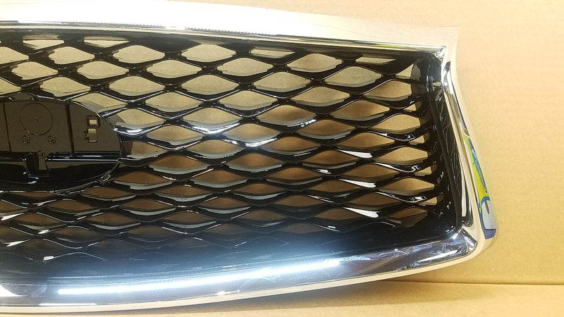 Load image into Gallery viewer, FOR 2018 - 2020 INFINITI Q50 FRONT BUMPER UPPER GRILLE W/O EMBLEM CHROME
