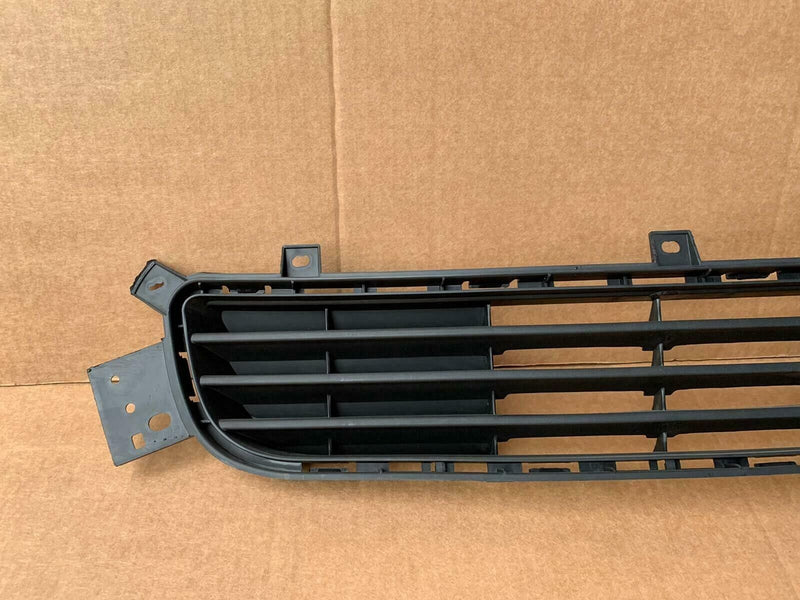 Load image into Gallery viewer, Front Bumper Lower Grille For Infiniti Q50 2014 - 2017
