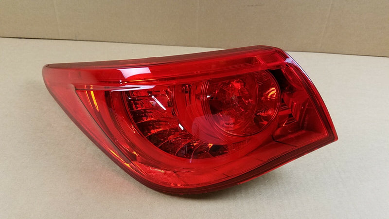 Load image into Gallery viewer, ⭐ FOR 2014-2017 INFINITI Q50 REAR LEFT &amp; RIGHT SIDE OUTER TAIL LIGHT LAMP PAIR ⭐
