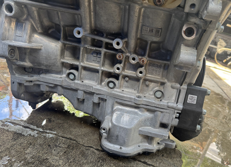 Load image into Gallery viewer, HYUNDAI PALISADE FWD AUTOMATIC ENGINE ASSEMBLY 20-23 56K MILES 3.8L # NB1-EU386
