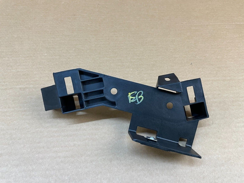 Load image into Gallery viewer, Radiator Support Extension Headlight Bracket Left &amp; Right Side For Infiniti Ex35
