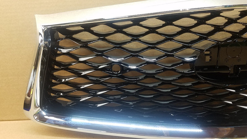 Load image into Gallery viewer, FOR 2018 - 2020 INFINITI Q50 FRONT BUMPER UPPER GRILLE W/O EMBLEM CHROME
